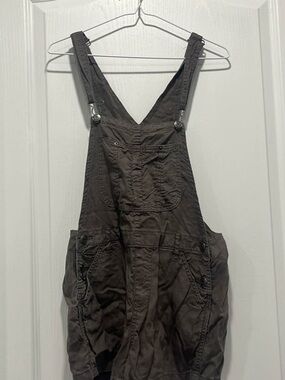 Aritzia TNA Casual Olive Cotton Overalls